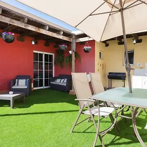  Alloggio in famiglia Blanca Tenerife - Private - Terrace And Bbq, 5 Minutes From The And Airport Spagna